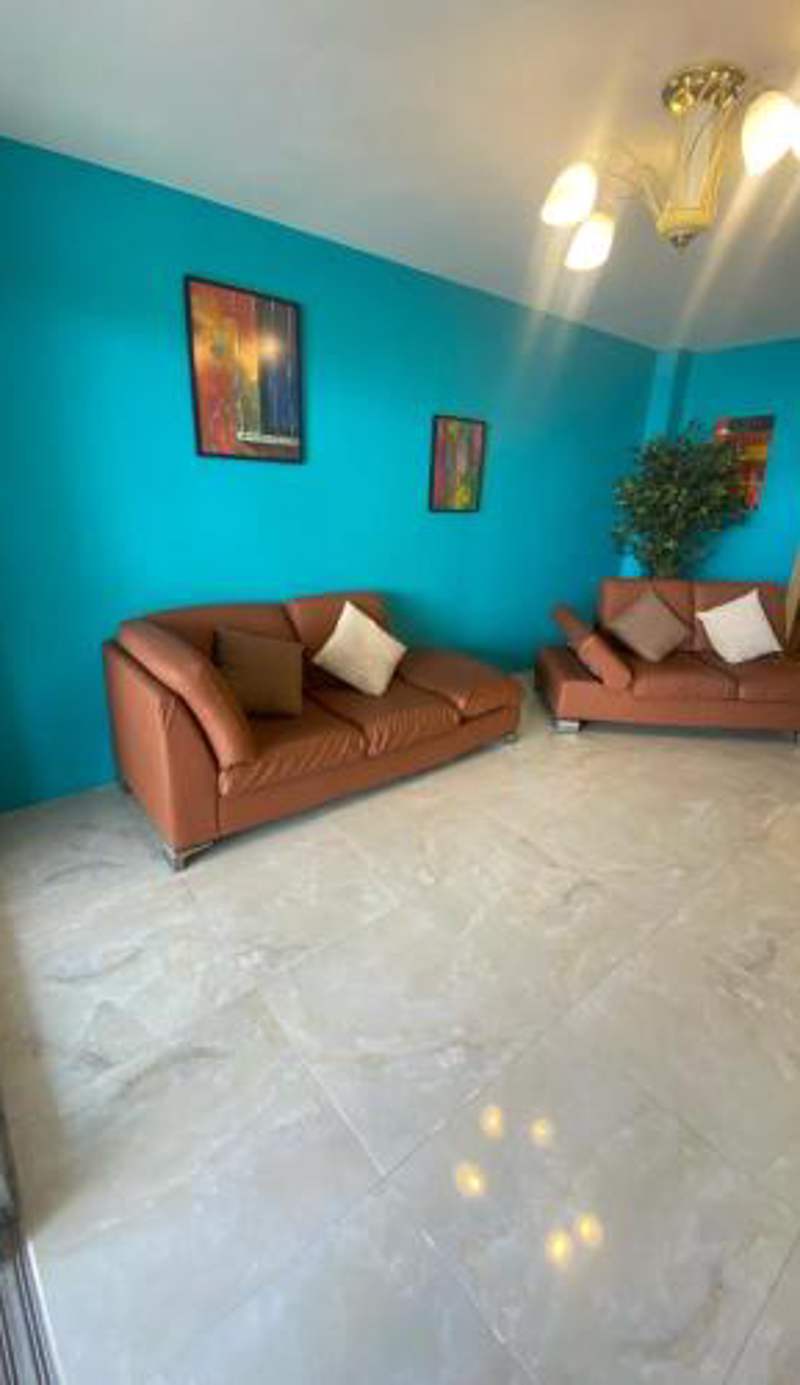 Hemingway Salinas Apartment