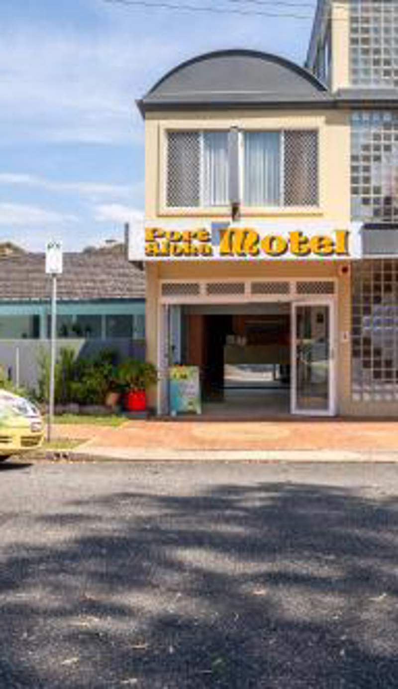 Port Aloha Motel