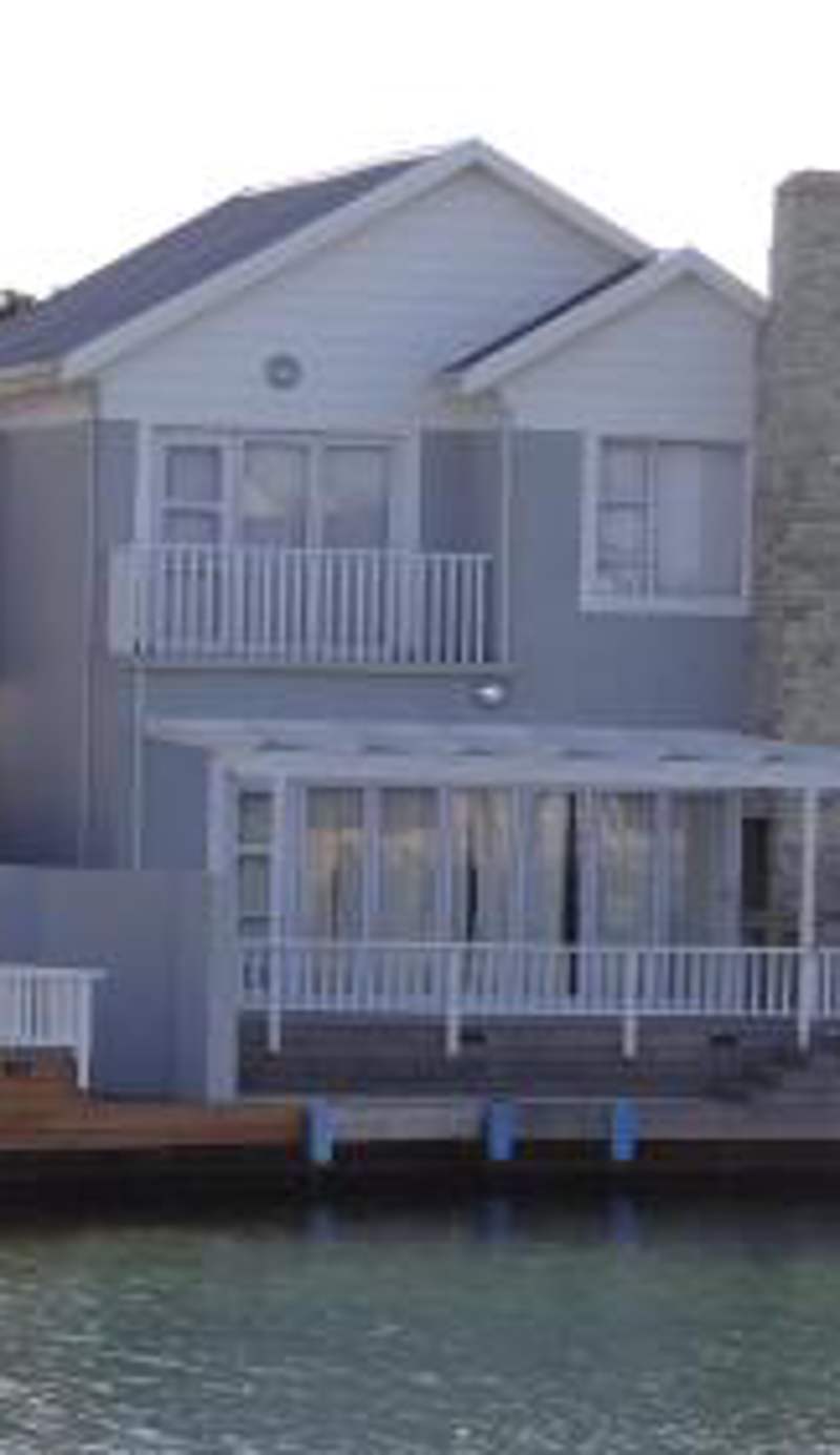 Waterside Living CAN05
