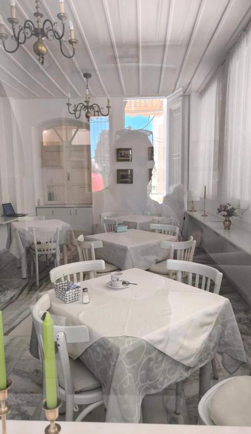 Hotel Omiros