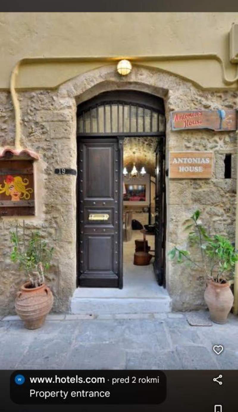 Antonia's House - Old town