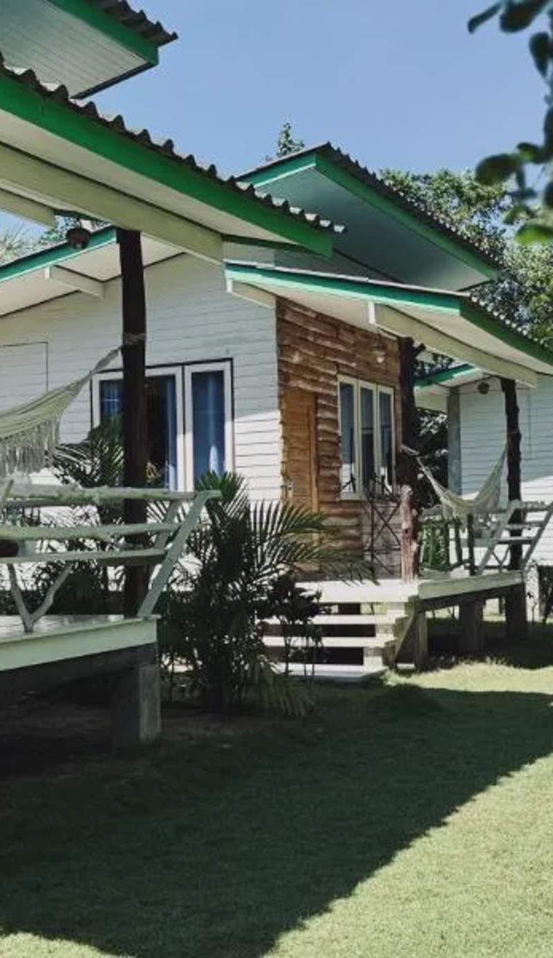 Suan Maprao Ko Kut Resort