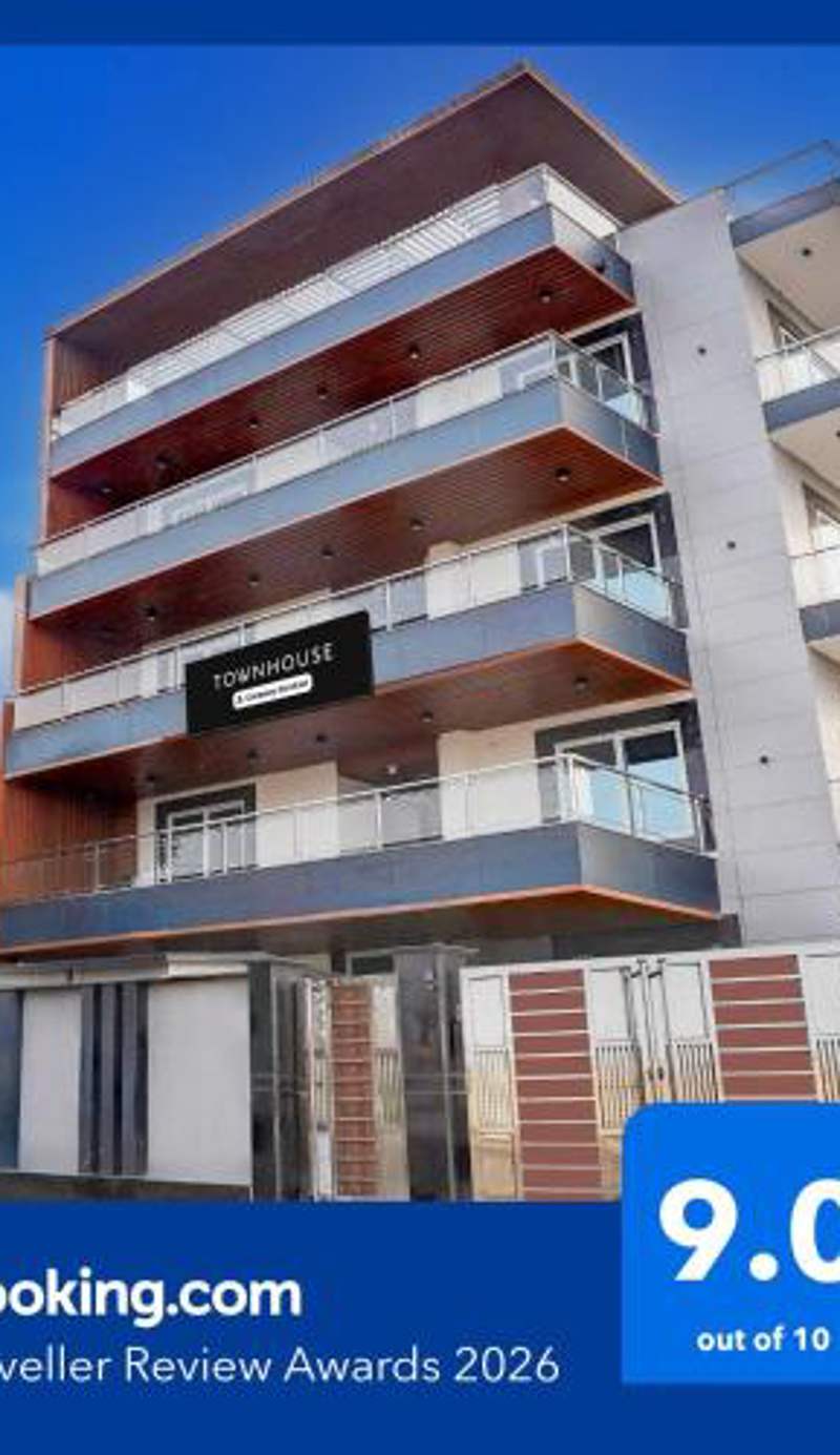 Super Townhouse Sector 93 Noida Expressway
