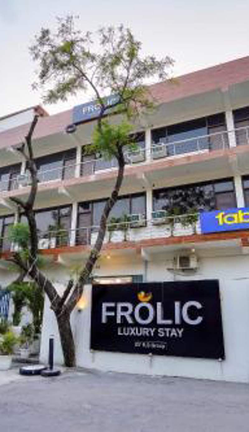 FabHotel Frolic Luxury Stay