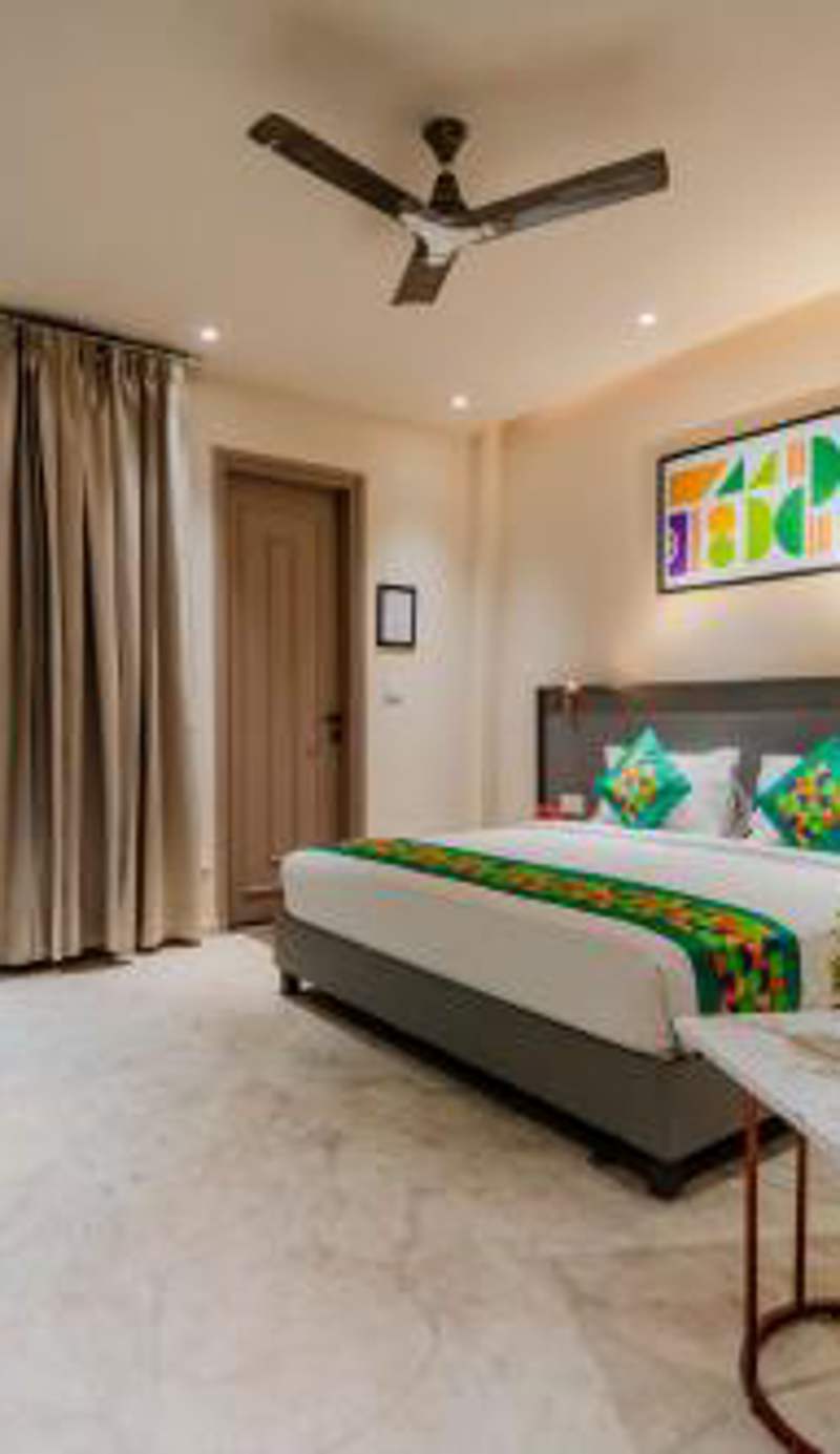 Treebo Raahgir Suites