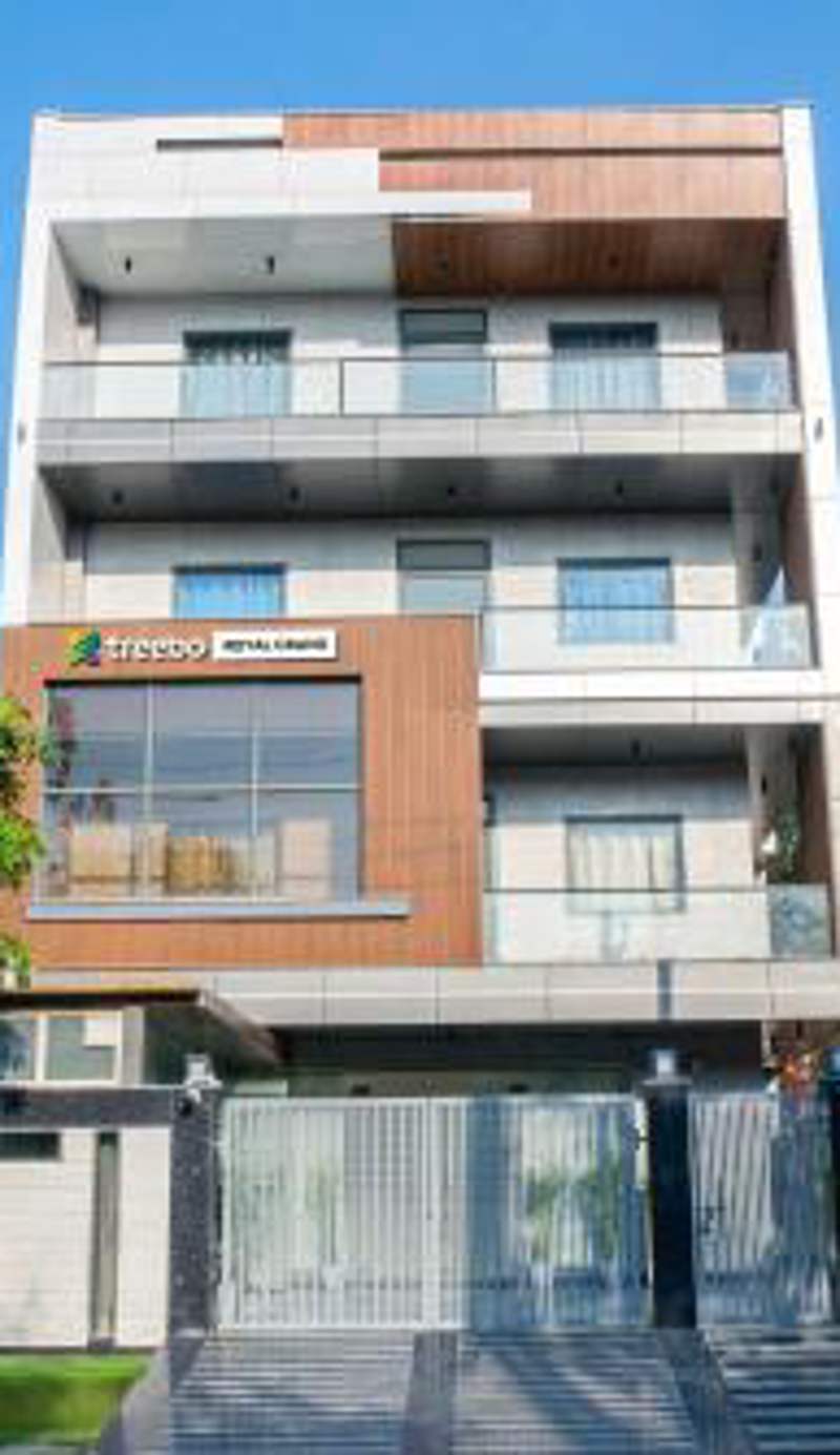 Treebo Royal Grand, Sector 71