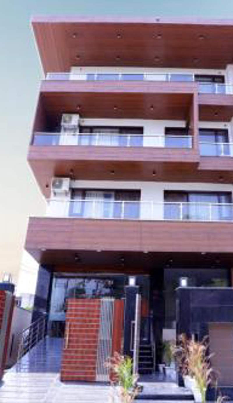 THE ROYAL VILLA - Noida Sector 70