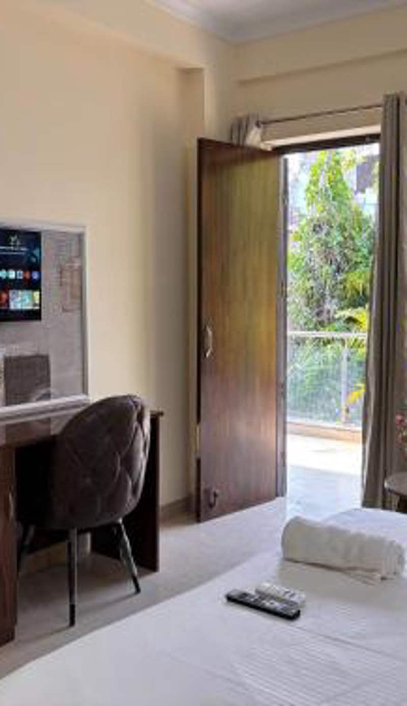 Fortune Home Service Apartment 3BHK, E-46,Sector 72, Noida