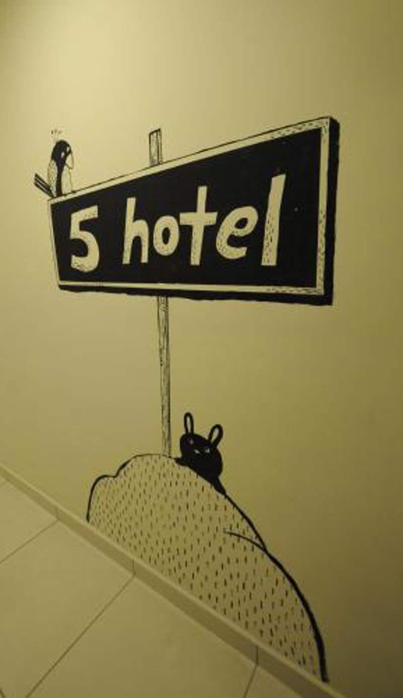Five Hotel