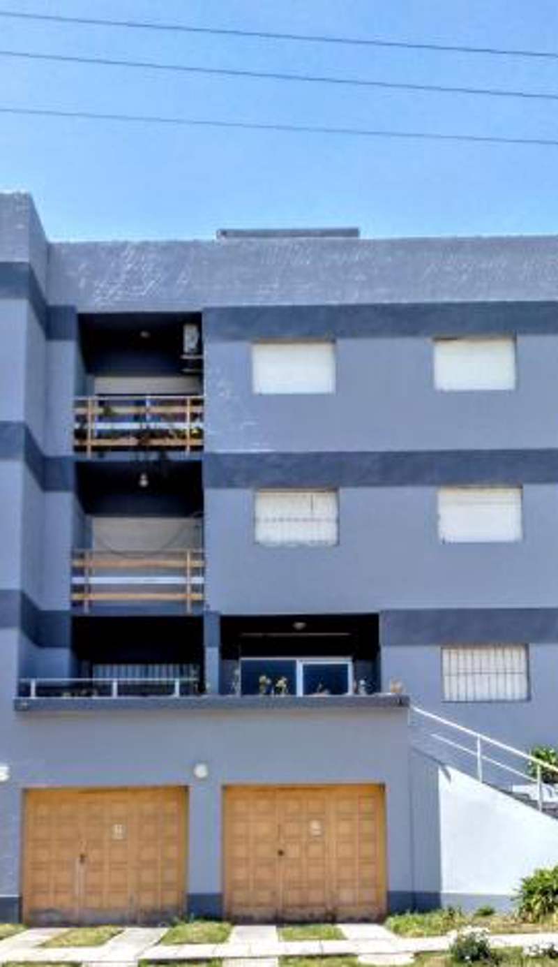 Edificio Familiar Mar Veo