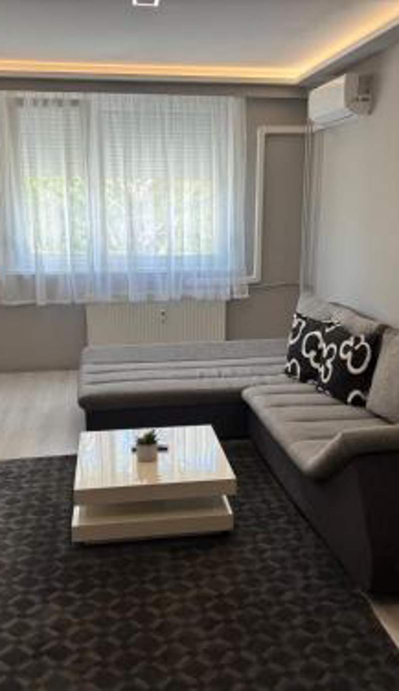 Zora Apartman