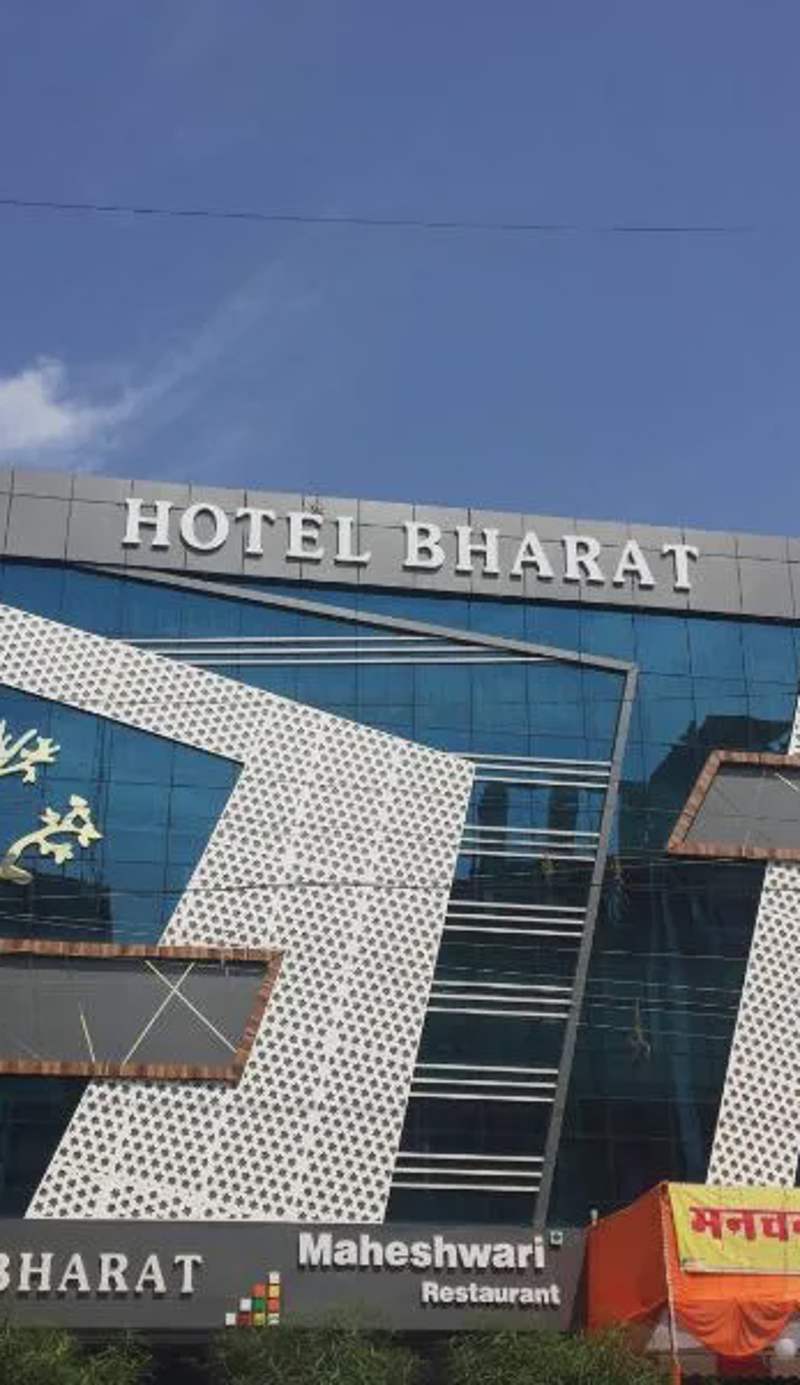 Hotel Bharat
