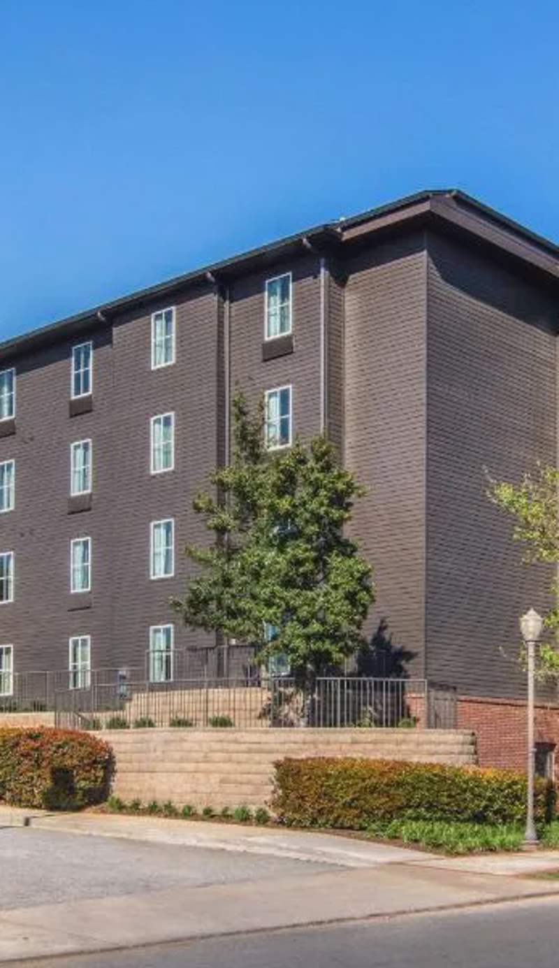 Clarion Inn & Suites Atlanta Downtown