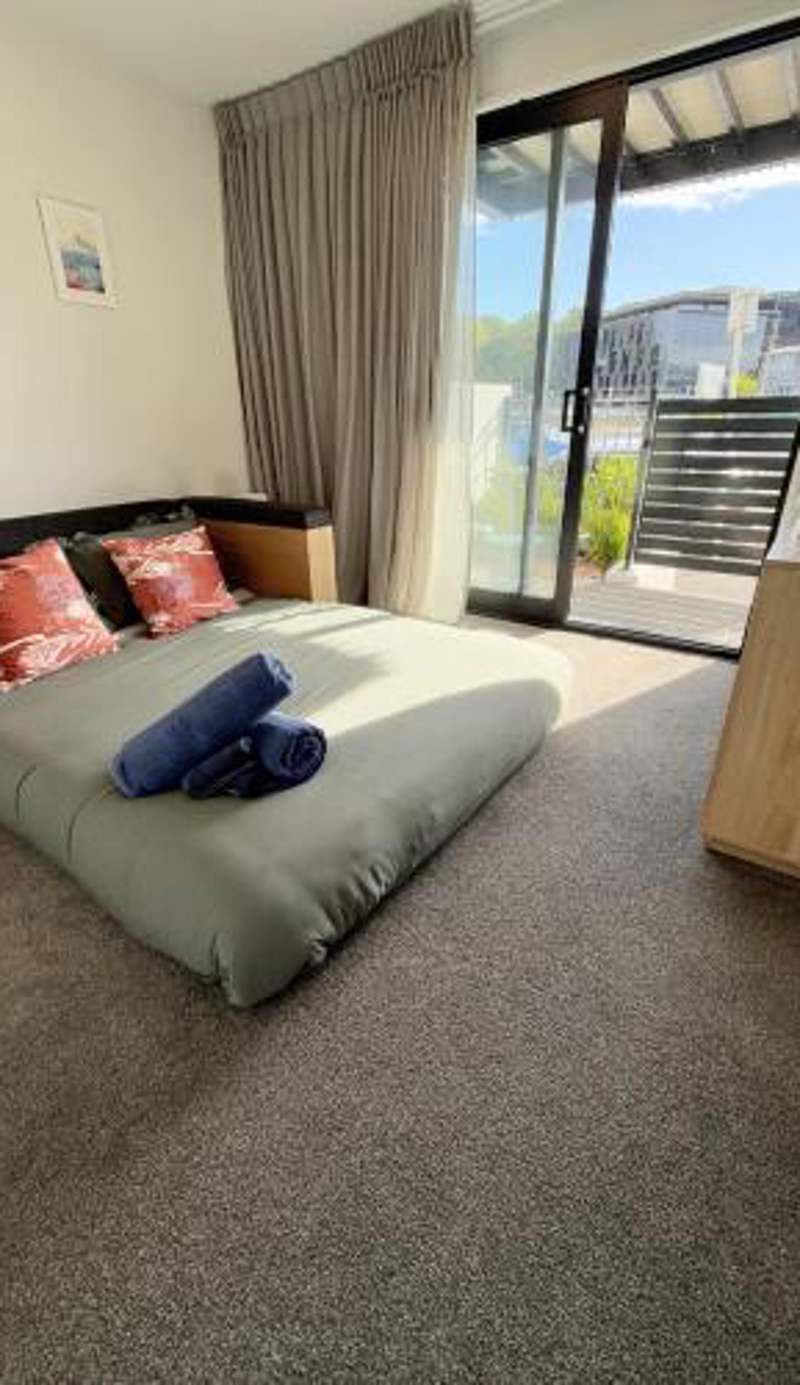 Convenient 1Bed Studio with Ensuite By Hagley Park