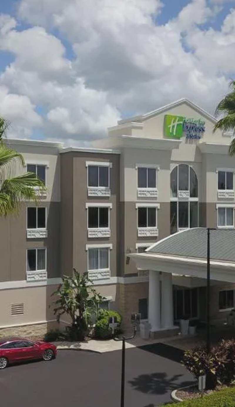 Holiday Inn Express and Suites Tampa I-75 at Bruce B. Downs by IHG