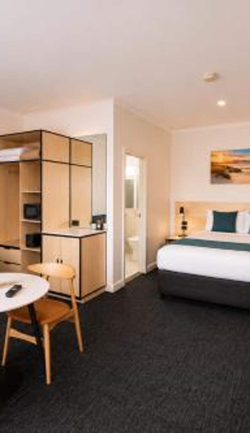 Glenelg Motel
