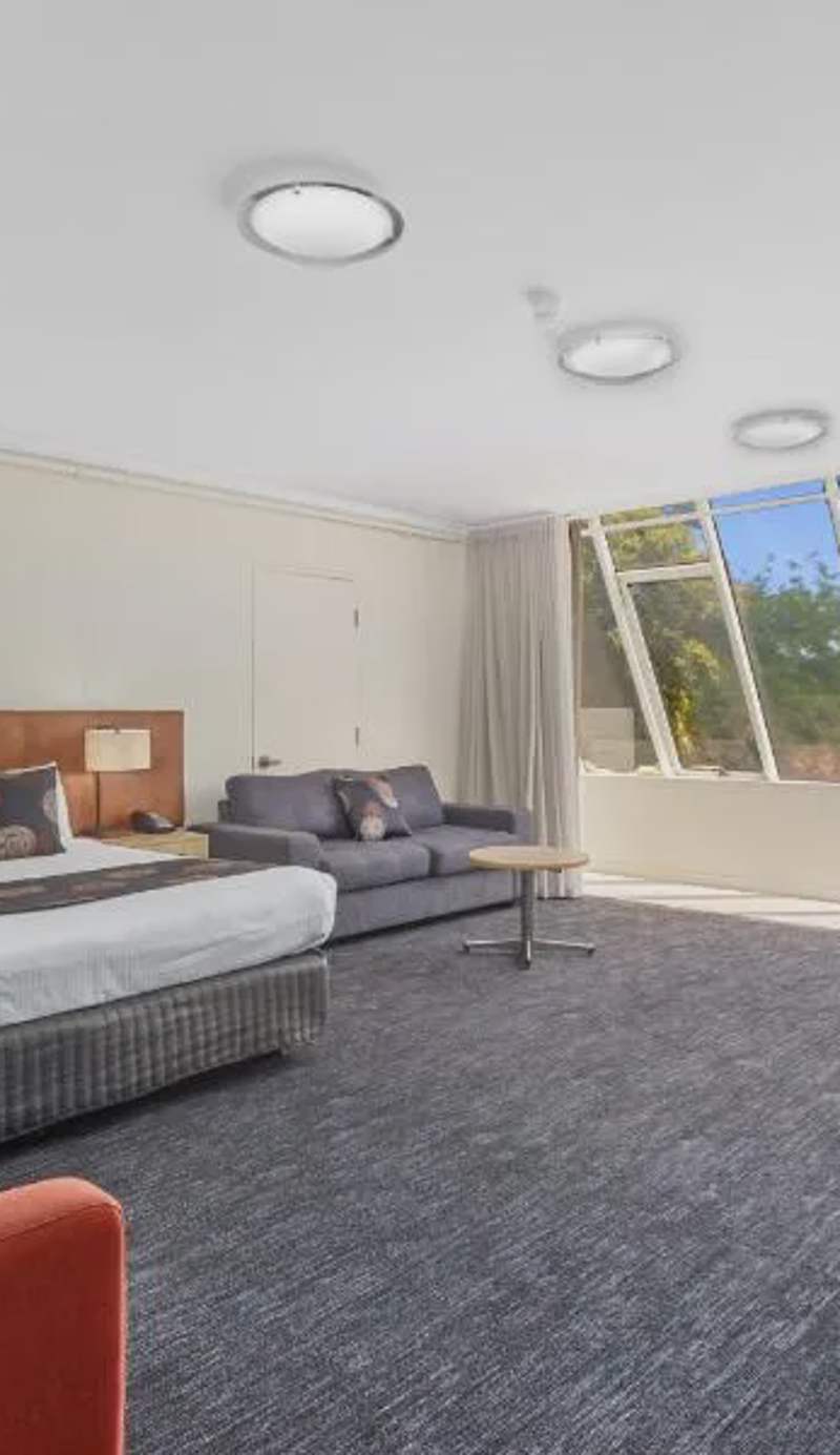 Mantra Meridien Adelaide