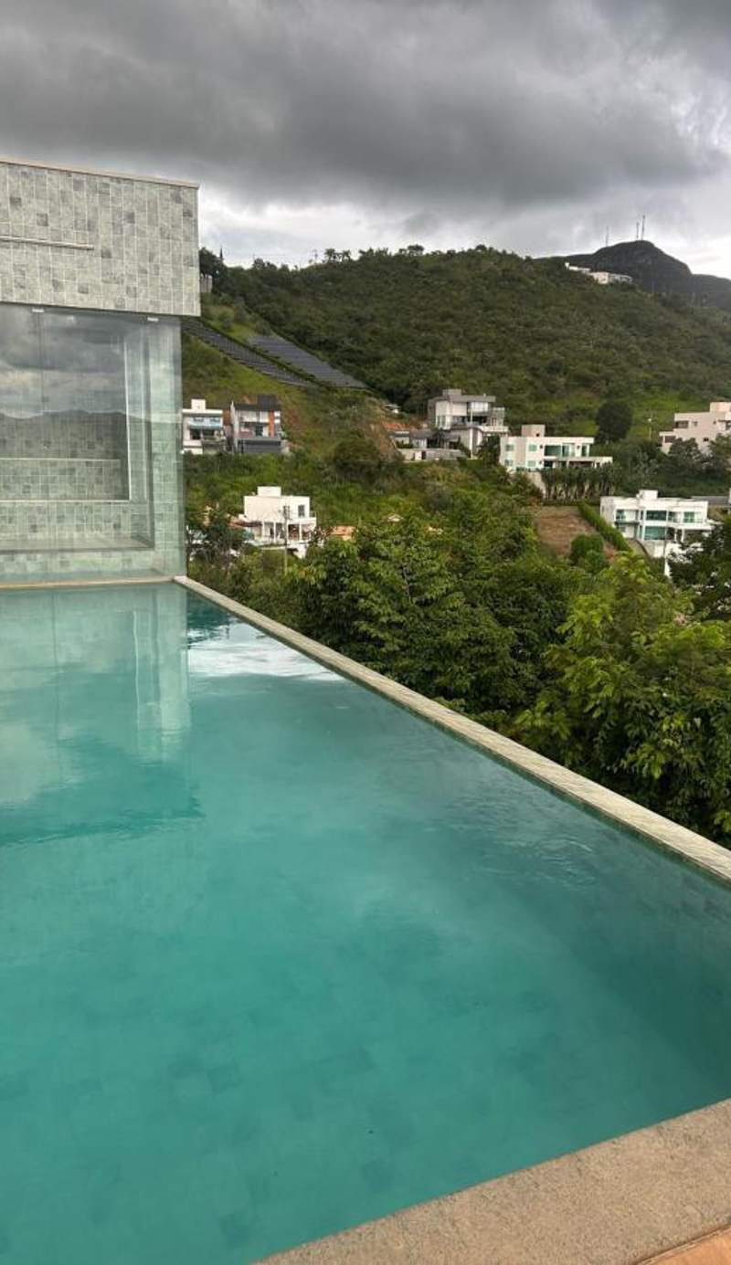 Suítes de Luxo Paraíso de Minas Escarpas