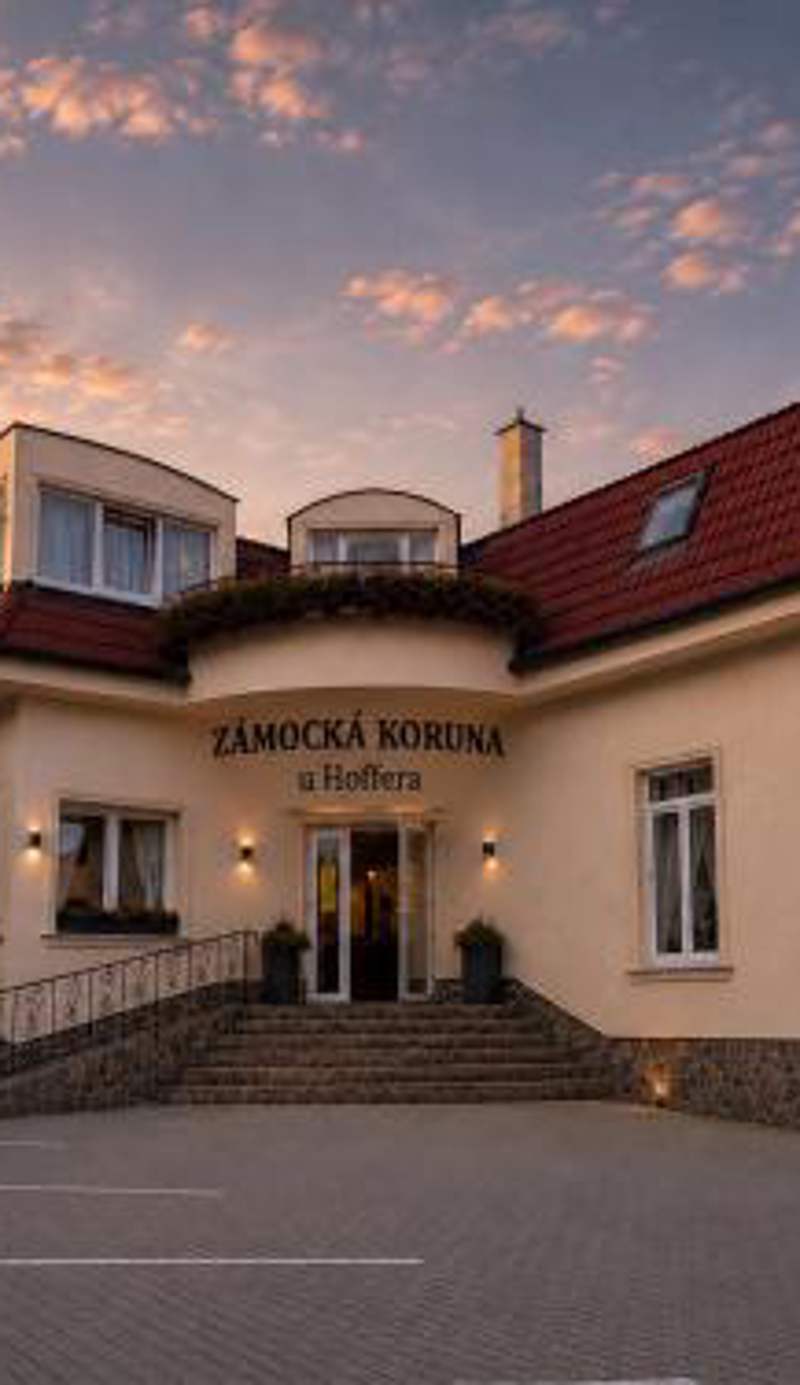 Hotel ZÁMOCKÁ KORUNA u Hoffera