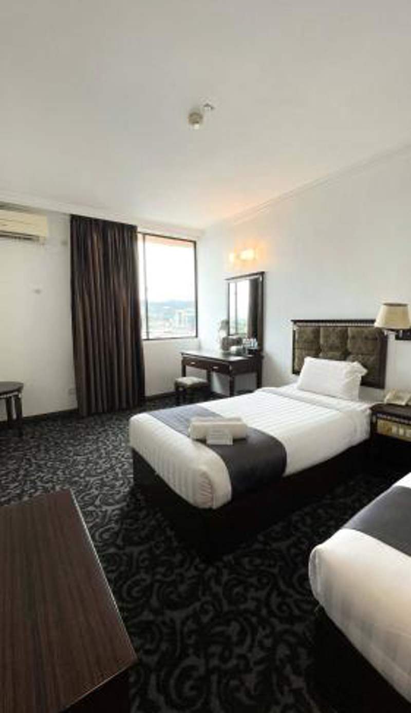 Swing & Pillows - Bandar Kuantan