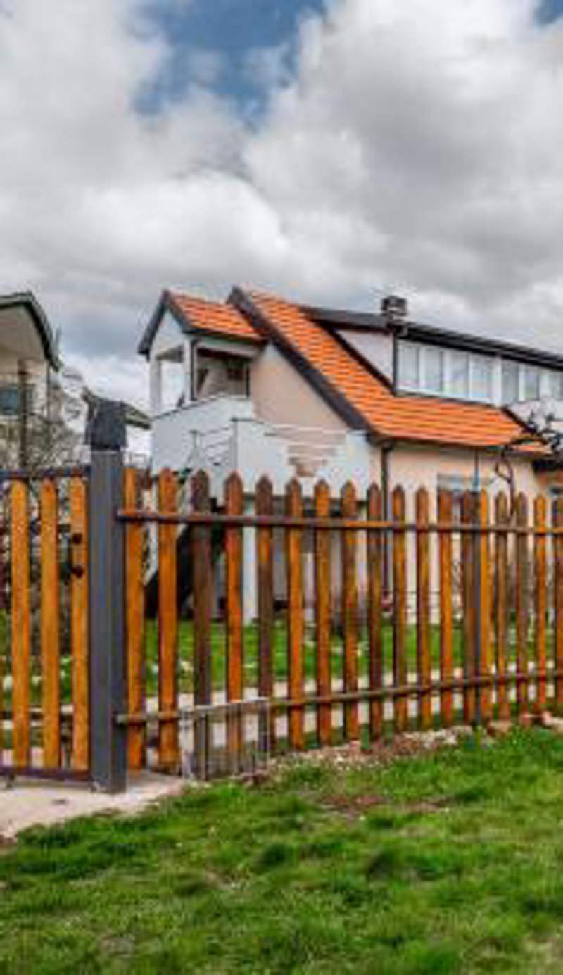 Frile Apartments