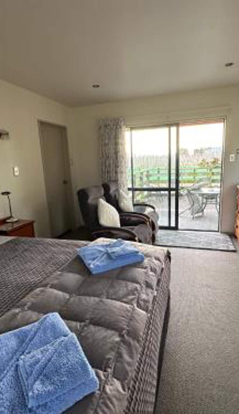 Bluebell Lodge and Cottage