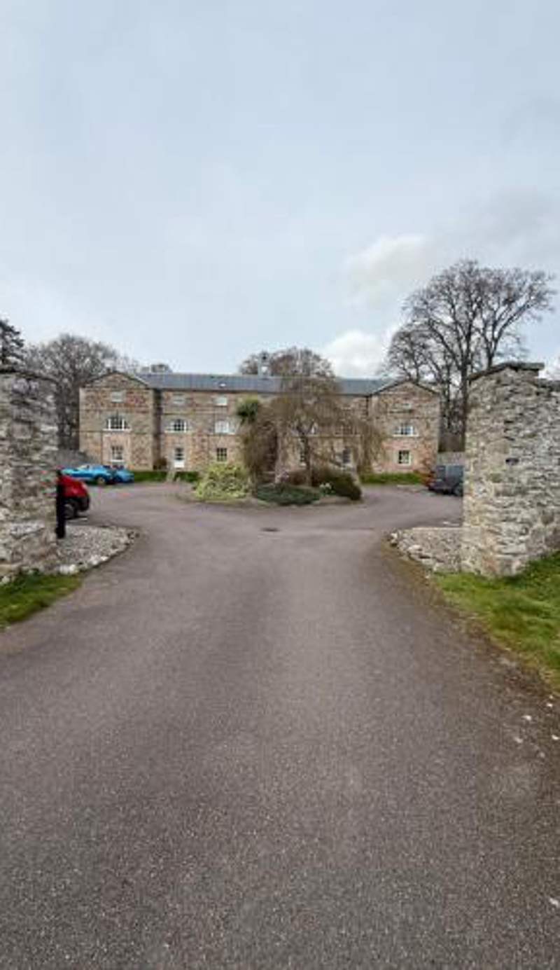 Culloden Stables 4