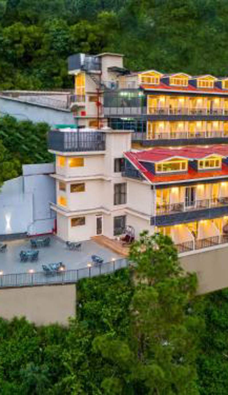 Sterling Ameris Kasauli