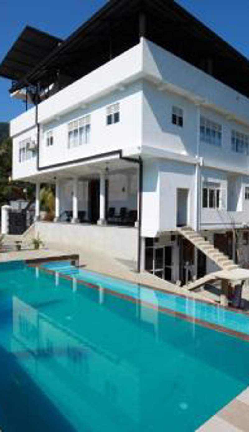 Lavenro Hotel & Resort
