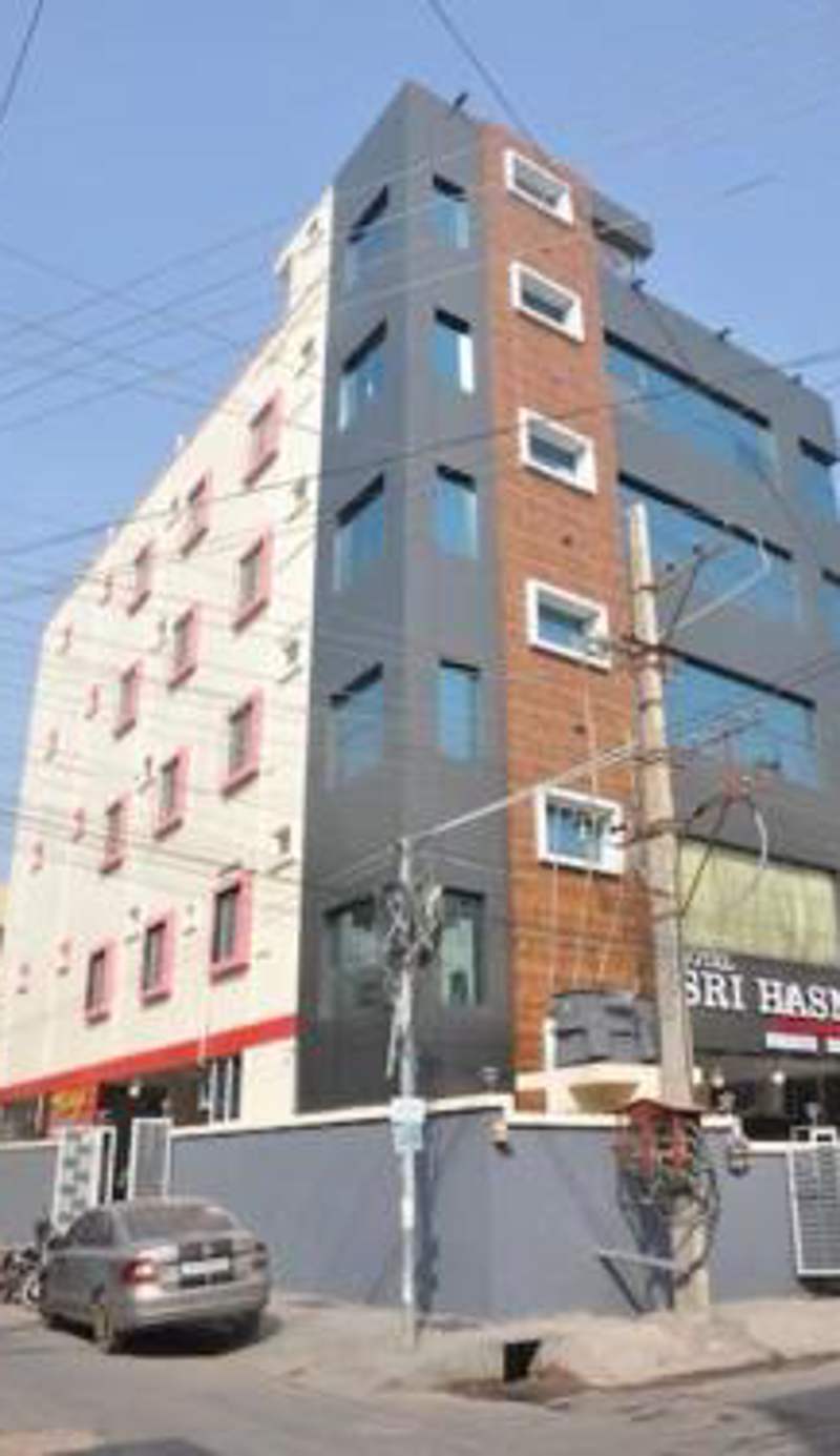 Hotel Sri Hasmitha