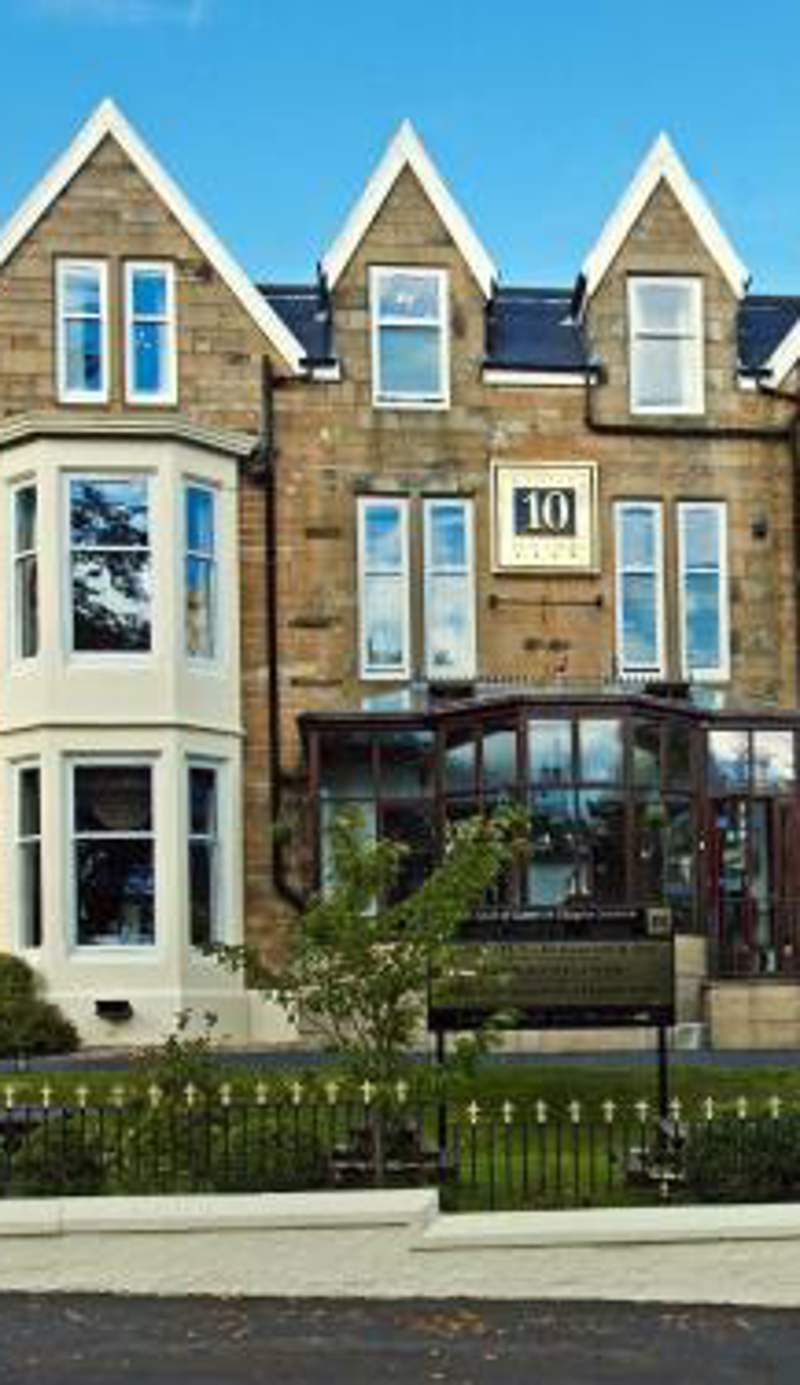 Number 10 Hotel