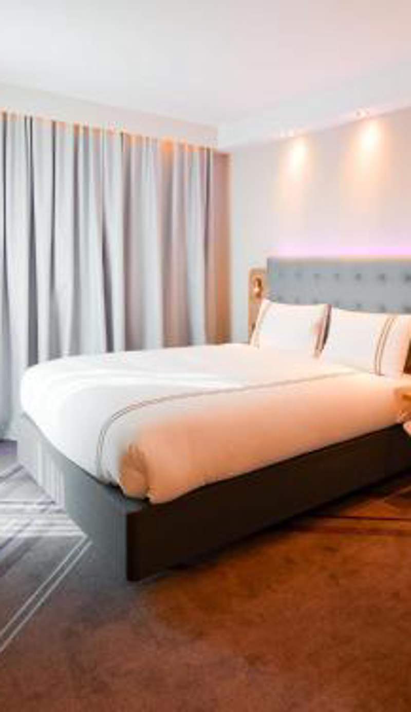 Premier Inn Mannheim City Centre