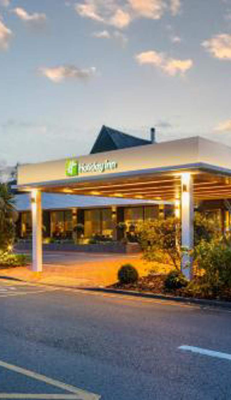 Holiday Inn Reading South M4 Jct 11 by IHG