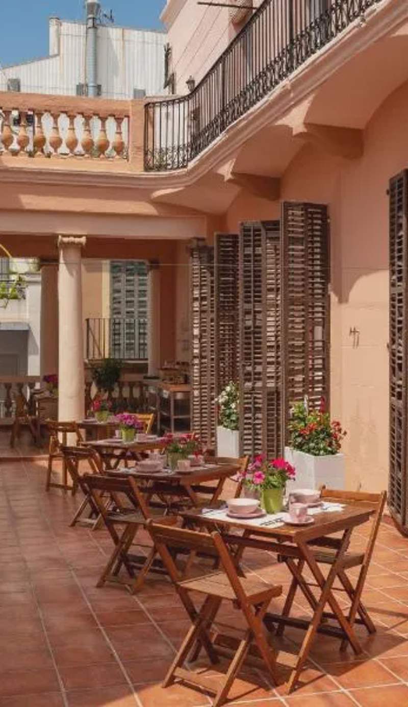 Antonios Hostal