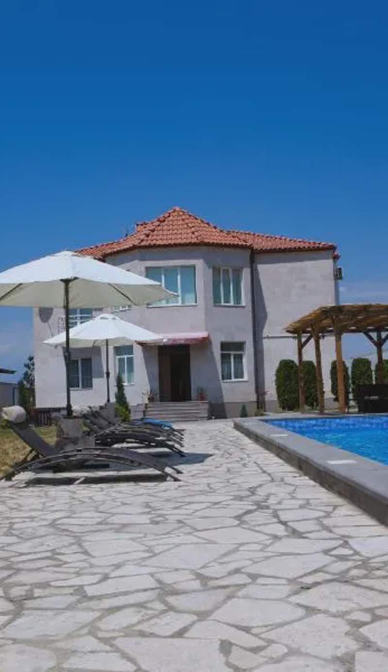 Ossanna Hotel