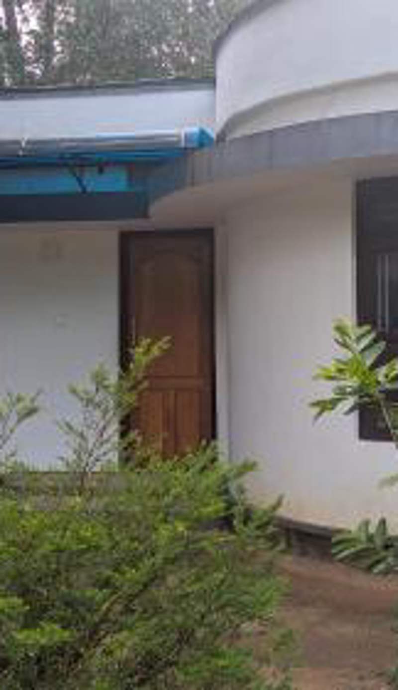 VALIYATH HOLIDAYS HOMESTAY