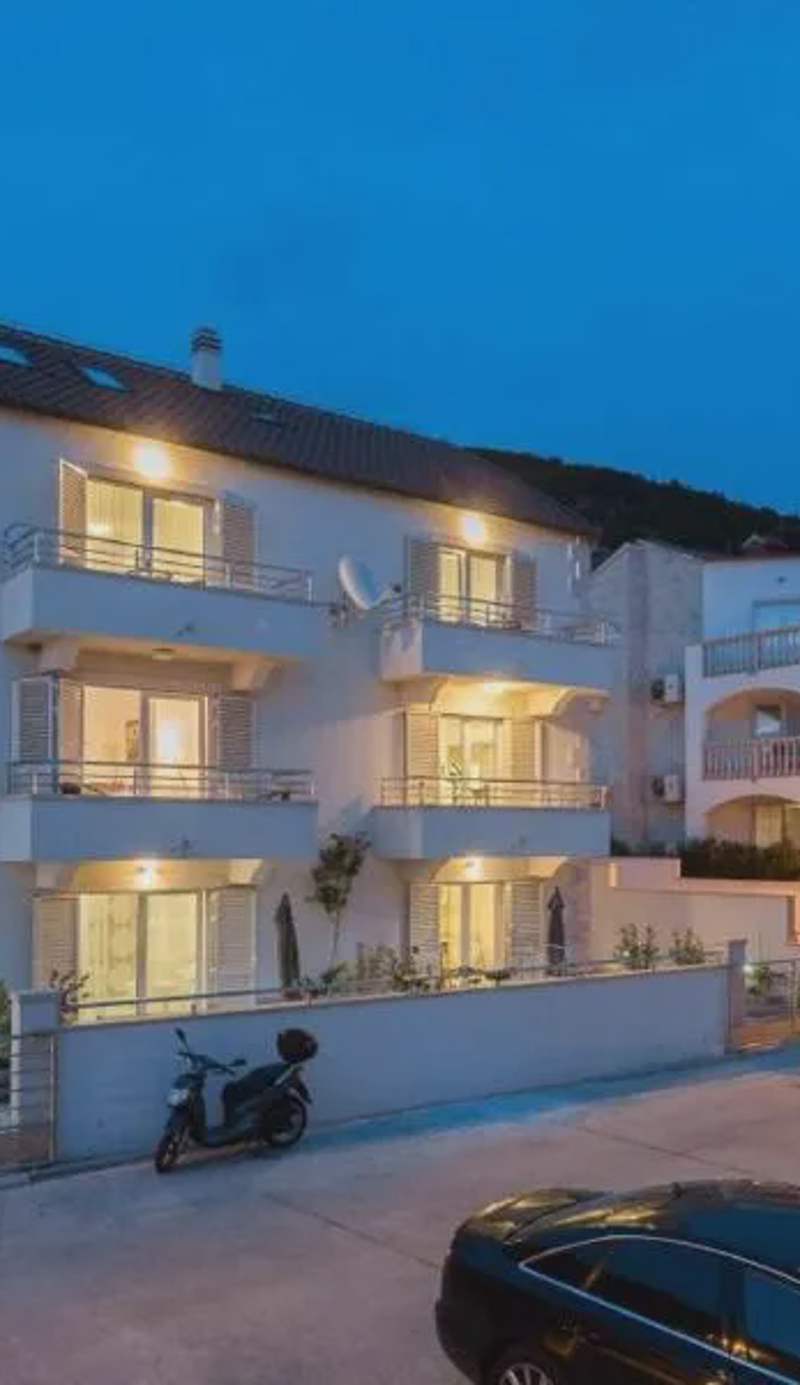 Apartments Vista Bol