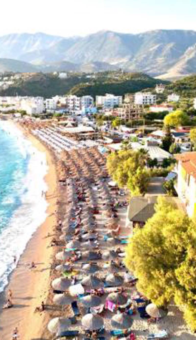 Potam'Sea Bliss 6 - Beach Front, Sun Beds & Parking
