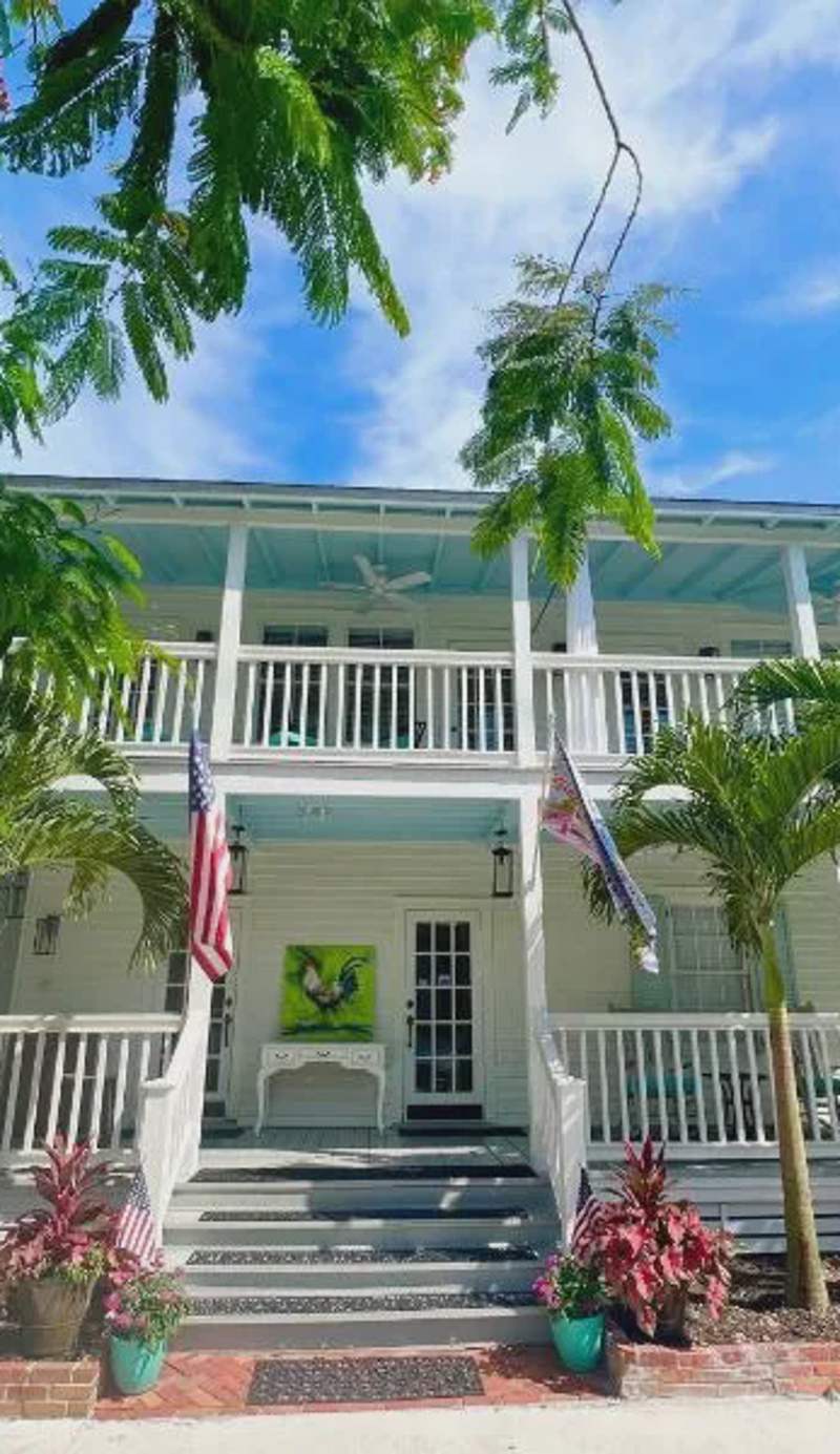 The Porch on Frances Inn - Adults Exclusive