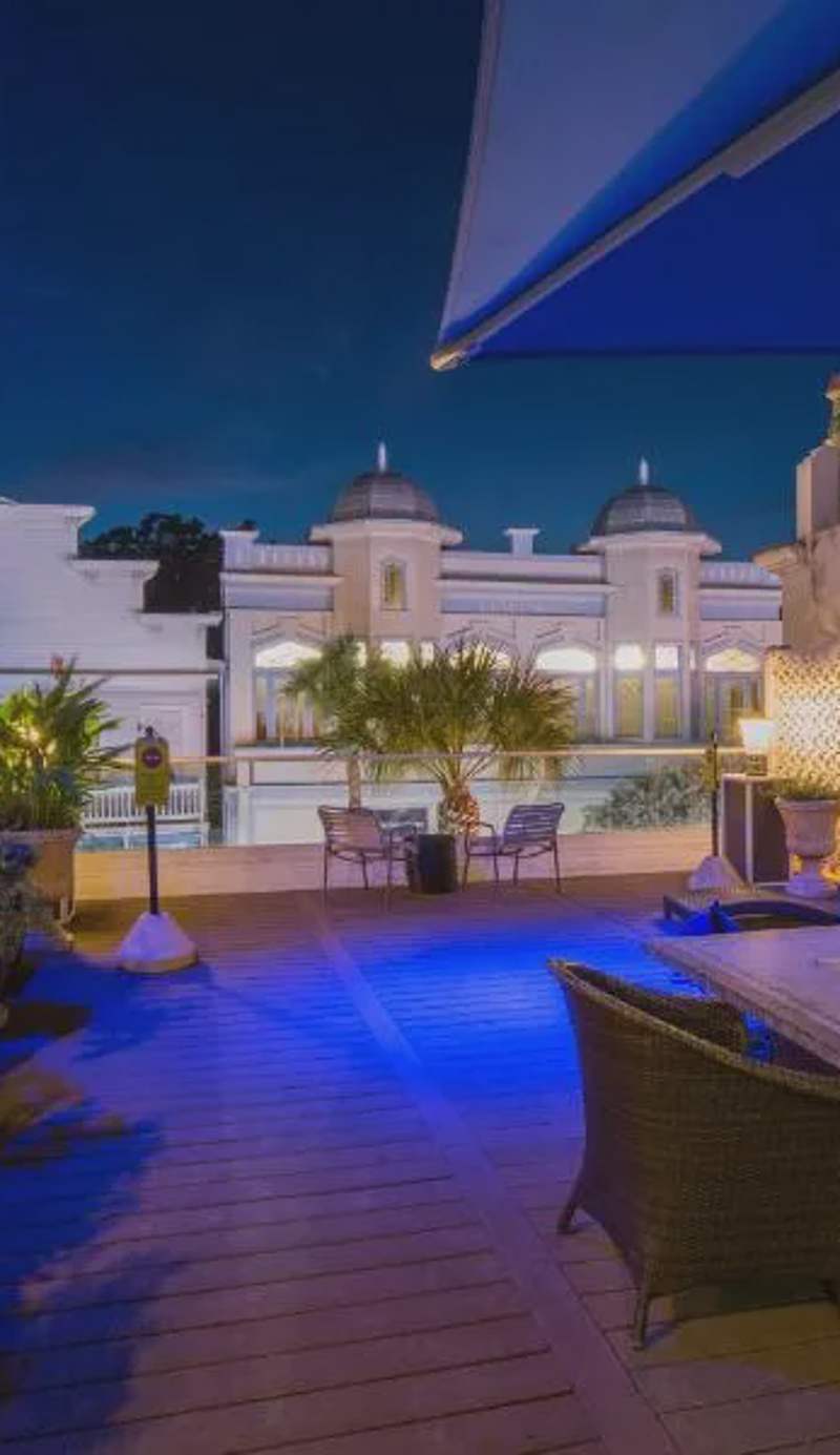 Pegasus International Hotel