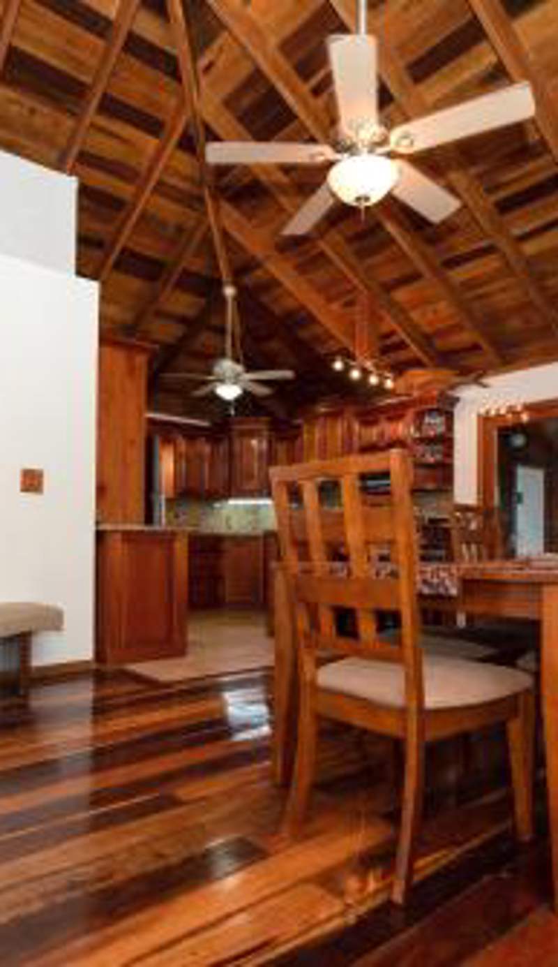 Pur Private Suites