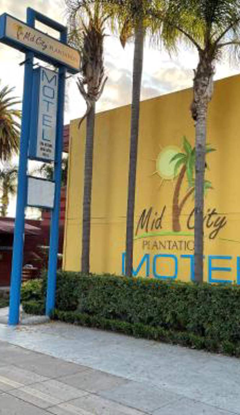 Mid City Plantation Motel