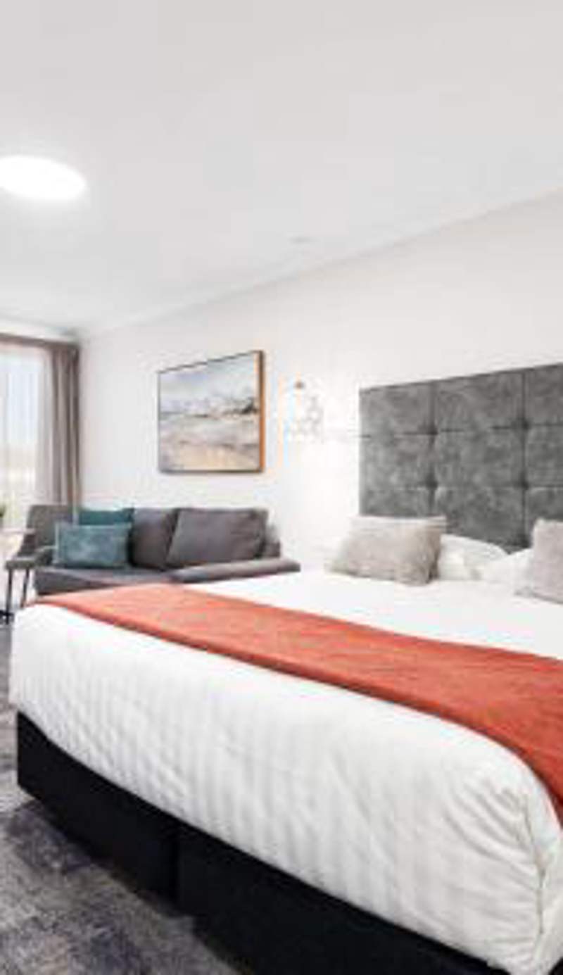 Comfort Inn Deakin Palms