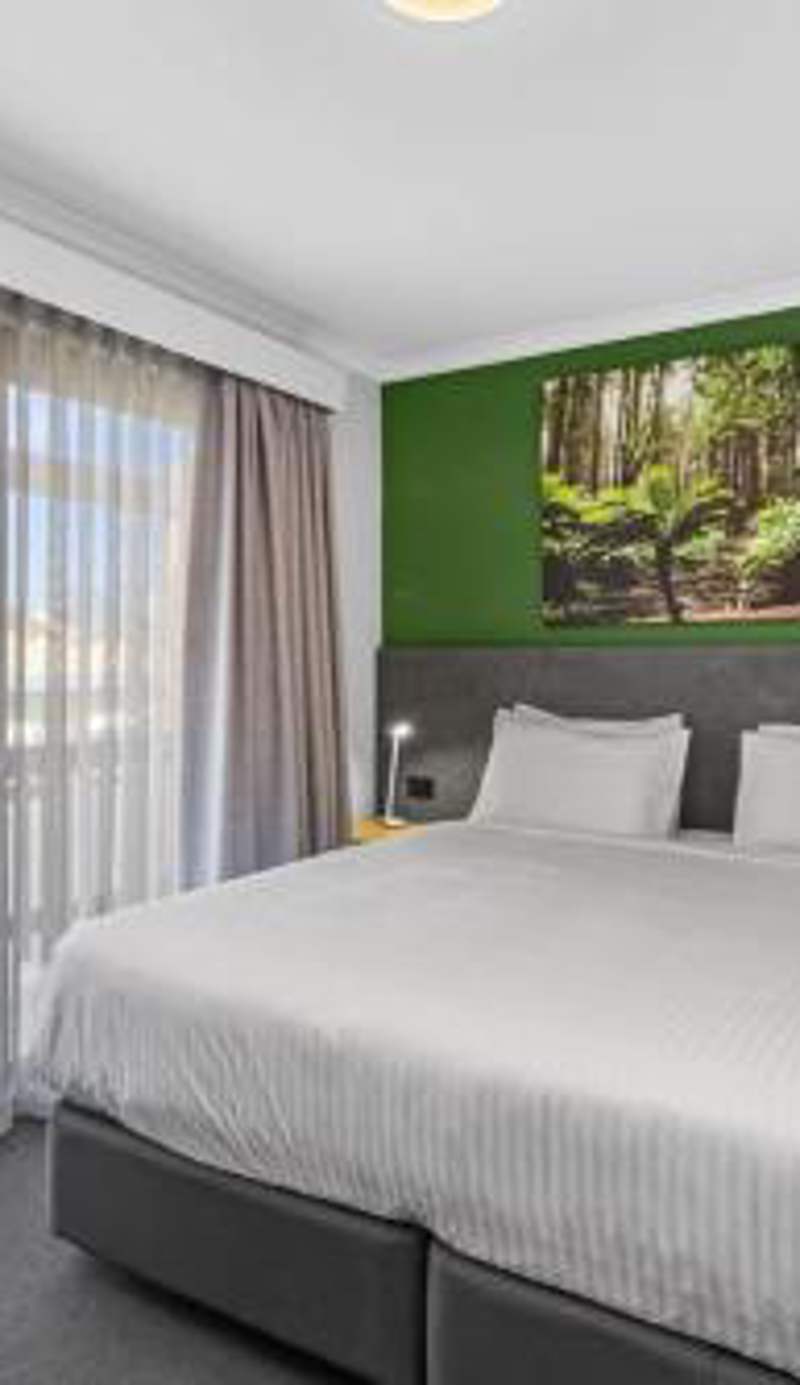 Apollo Bay Motel & Apartments