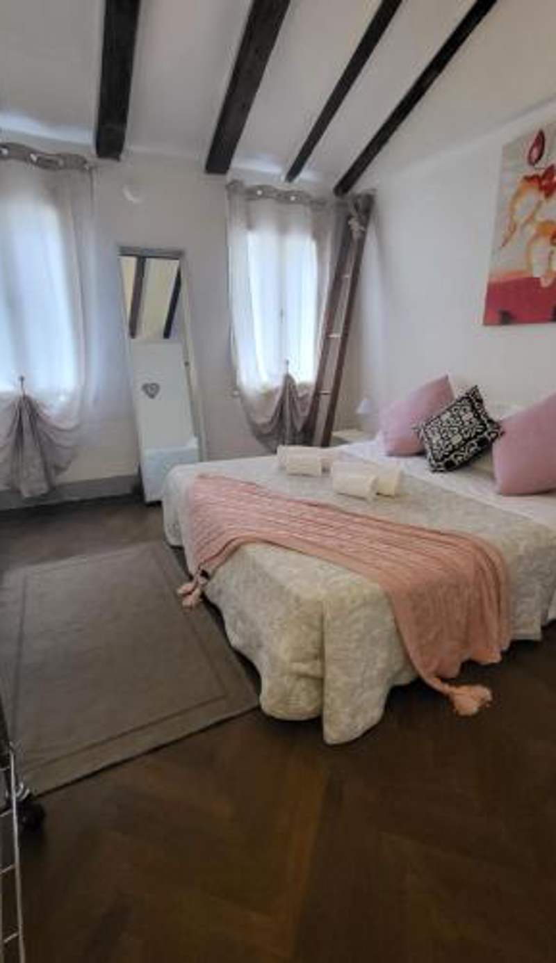 19 Borgo Cavour