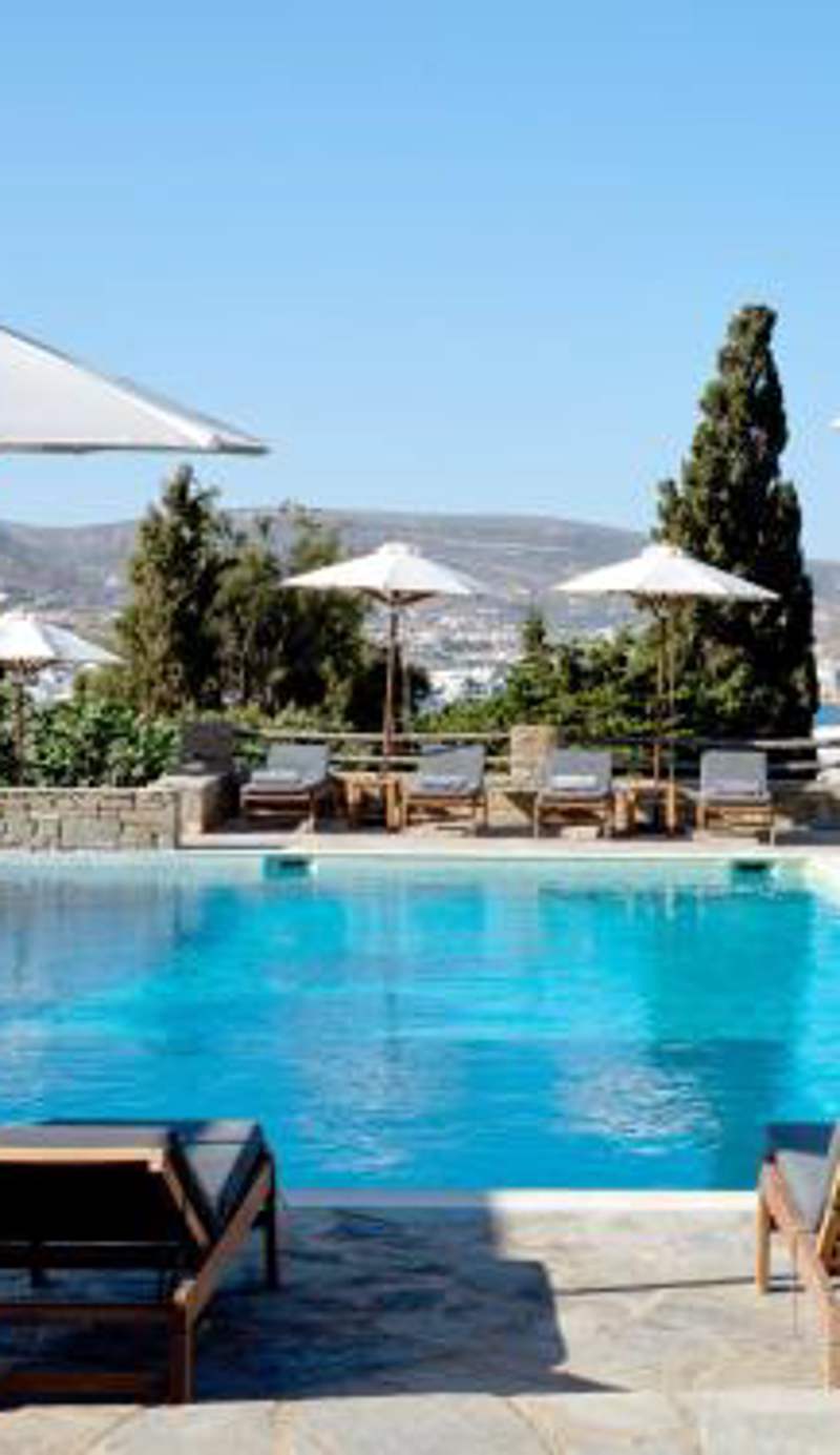 Akrotiri Hotel