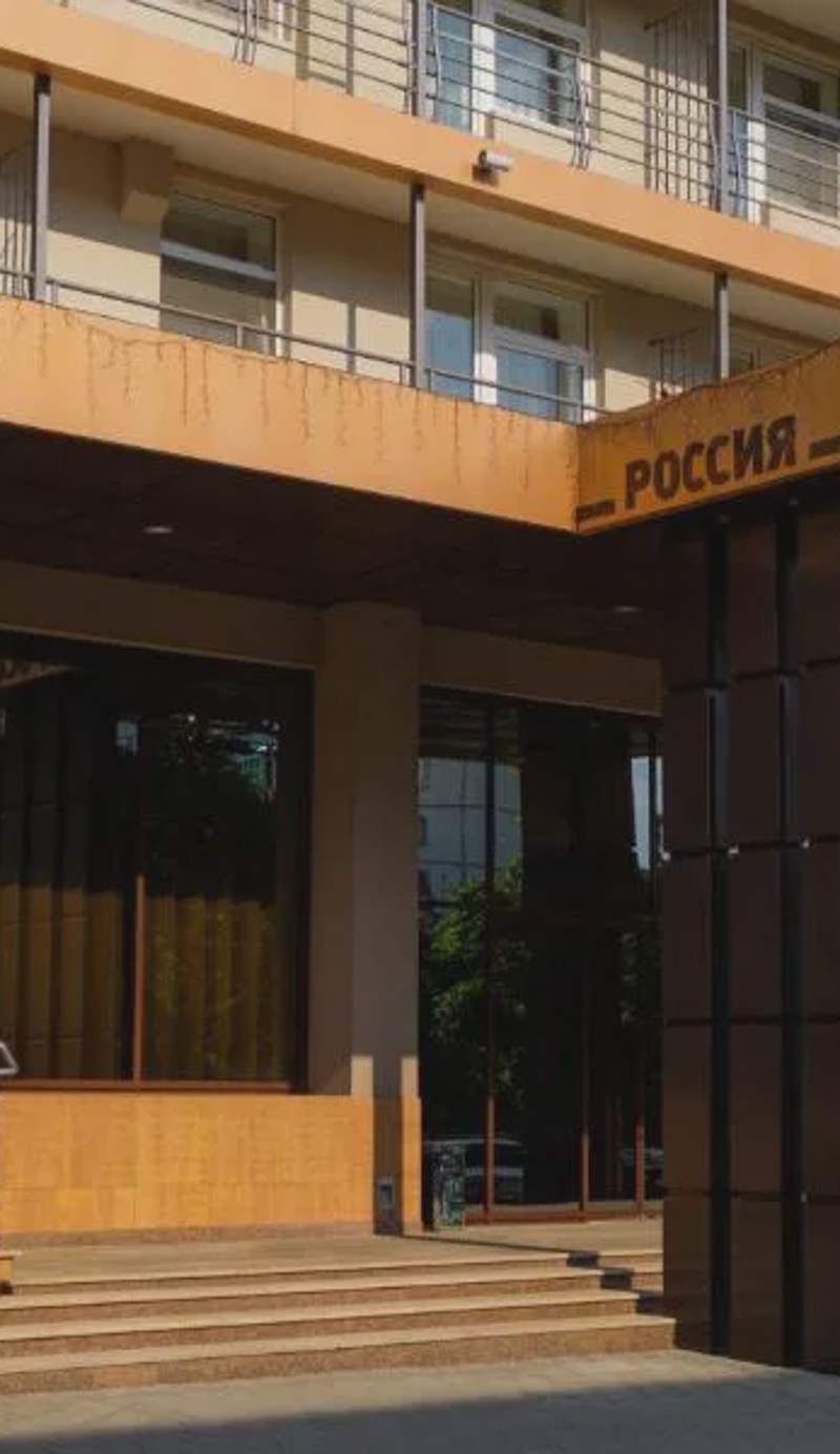 Hotel Russia