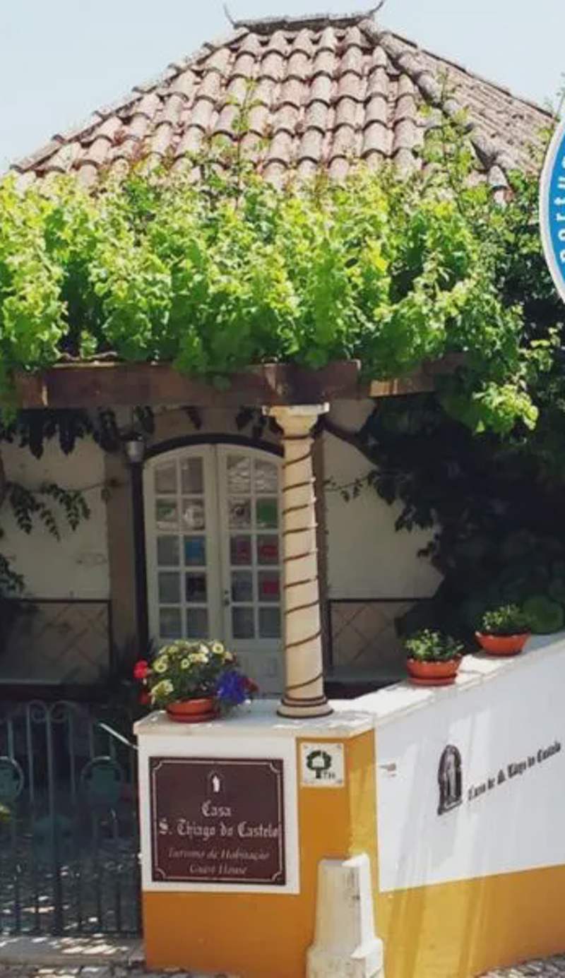 Casa de S. Thiago do Castelo