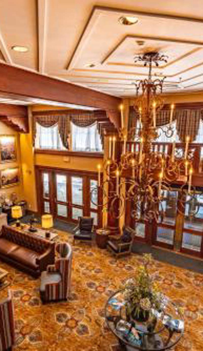 Grand Canyon Railway Hotel