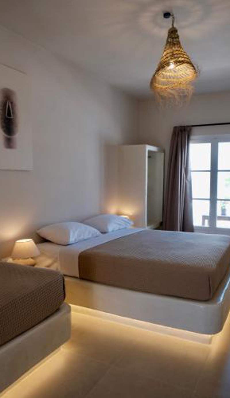 Cycladic Charm